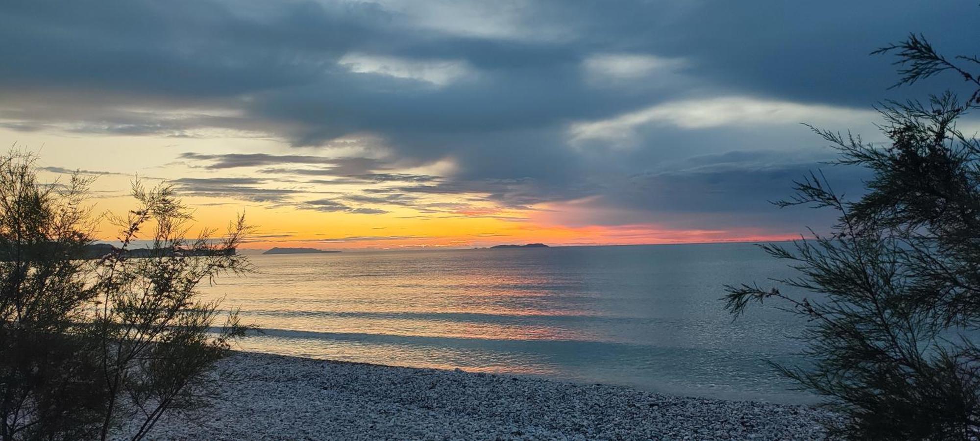 Agapi Studio Acharavi A 50M De La Mer, 400M Du Centre Ville Kültér fotó